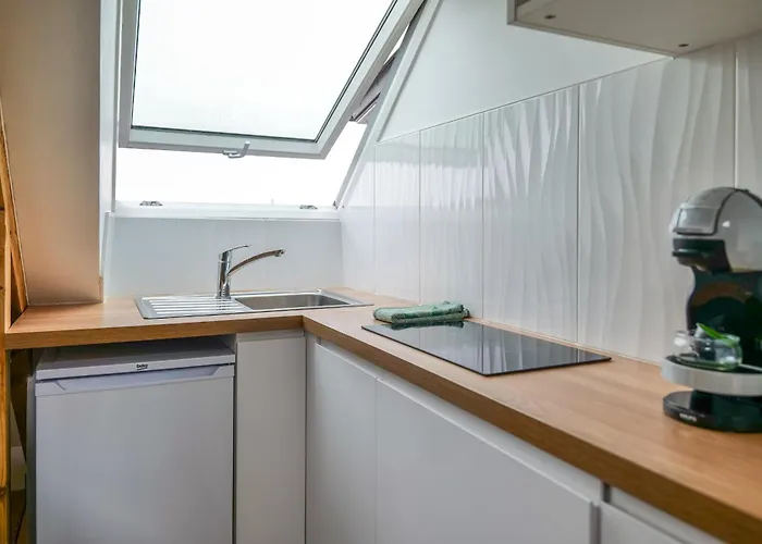 Tres Lumineux - Vue Sur La - 4 Personnes أنجير